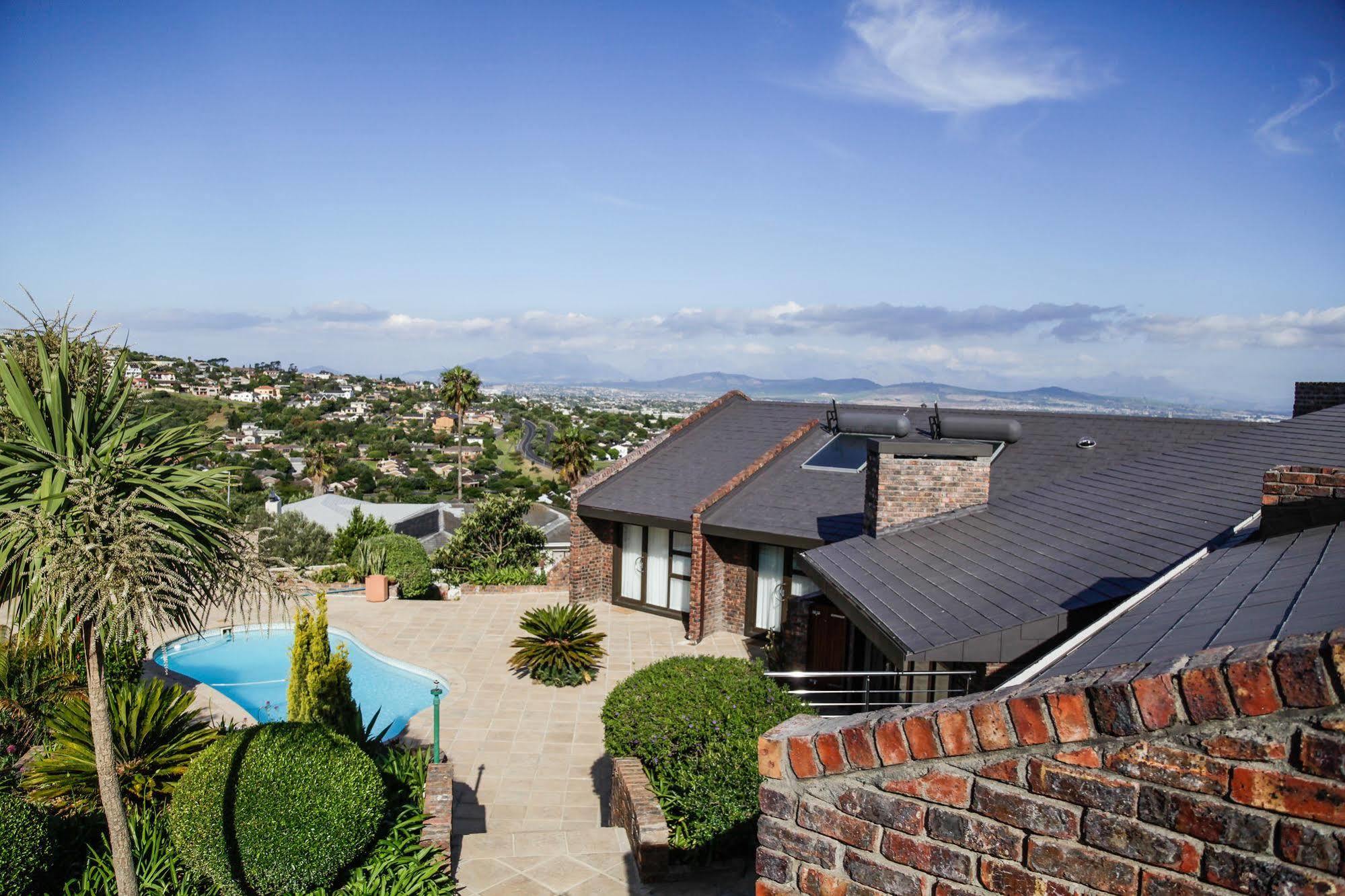 Hilltop Guesthouse Bellville Exterior foto